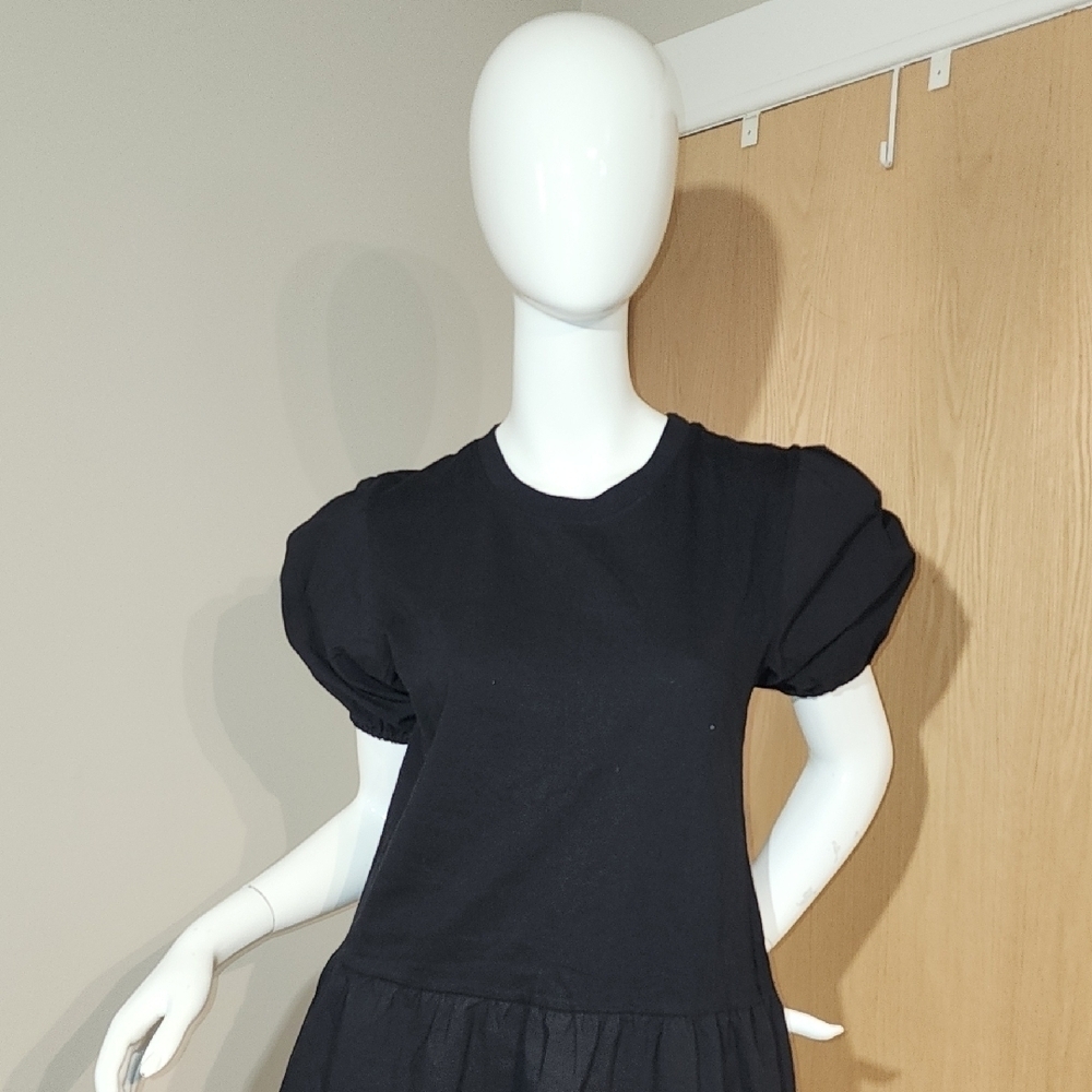 Black Puff Sleeve Tiered Dress - Picture 4 of 9